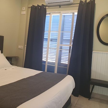 Hostal Mi Campana Denia Bagian luar foto