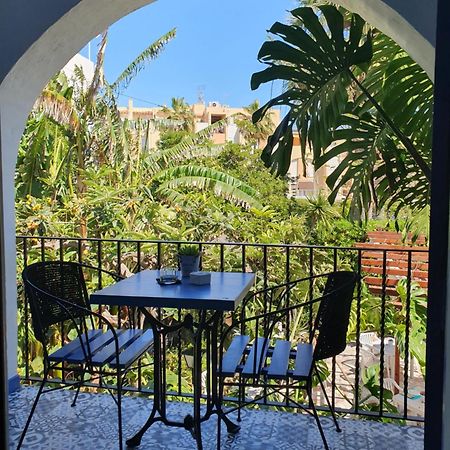 Hostal Mi Campana Denia Bagian luar foto