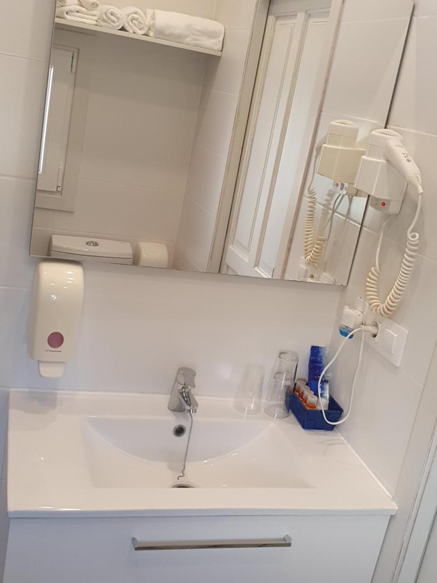 Hostal Mi Campana Denia Bagian luar foto
