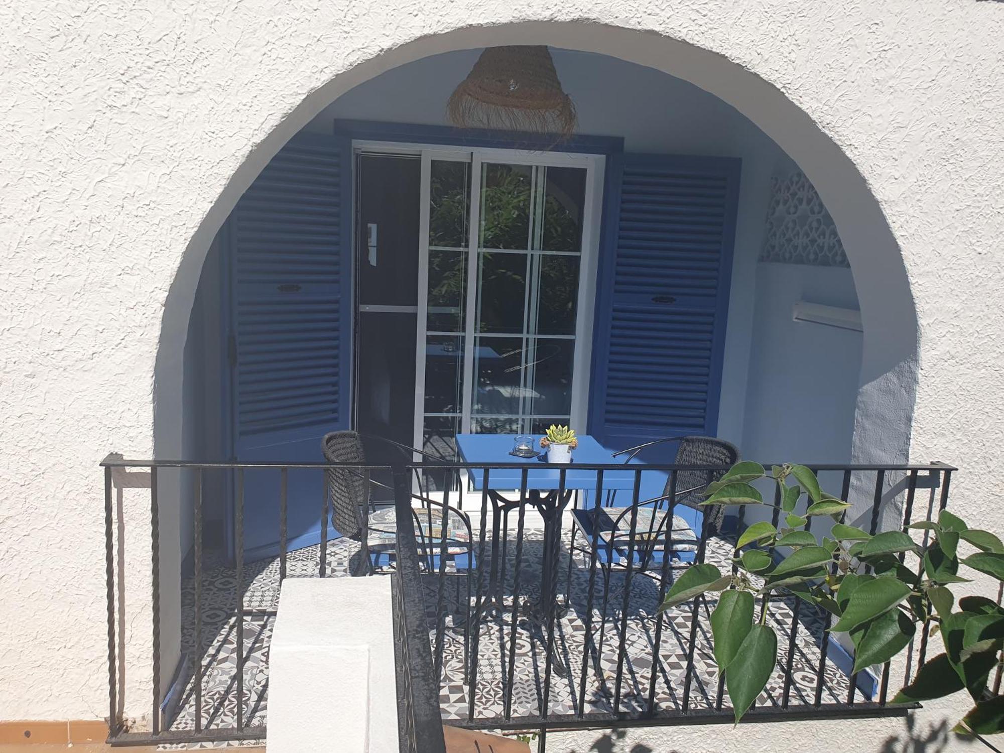 Hostal Mi Campana Denia Bagian luar foto