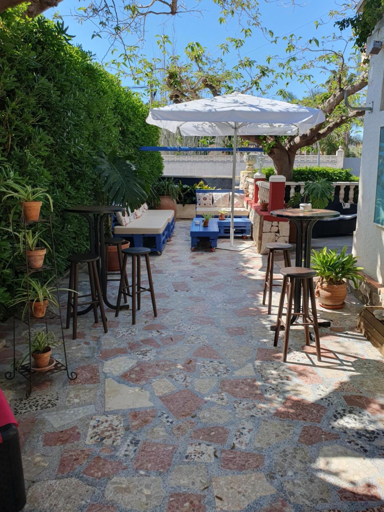 Hostal Mi Campana Denia Bagian luar foto